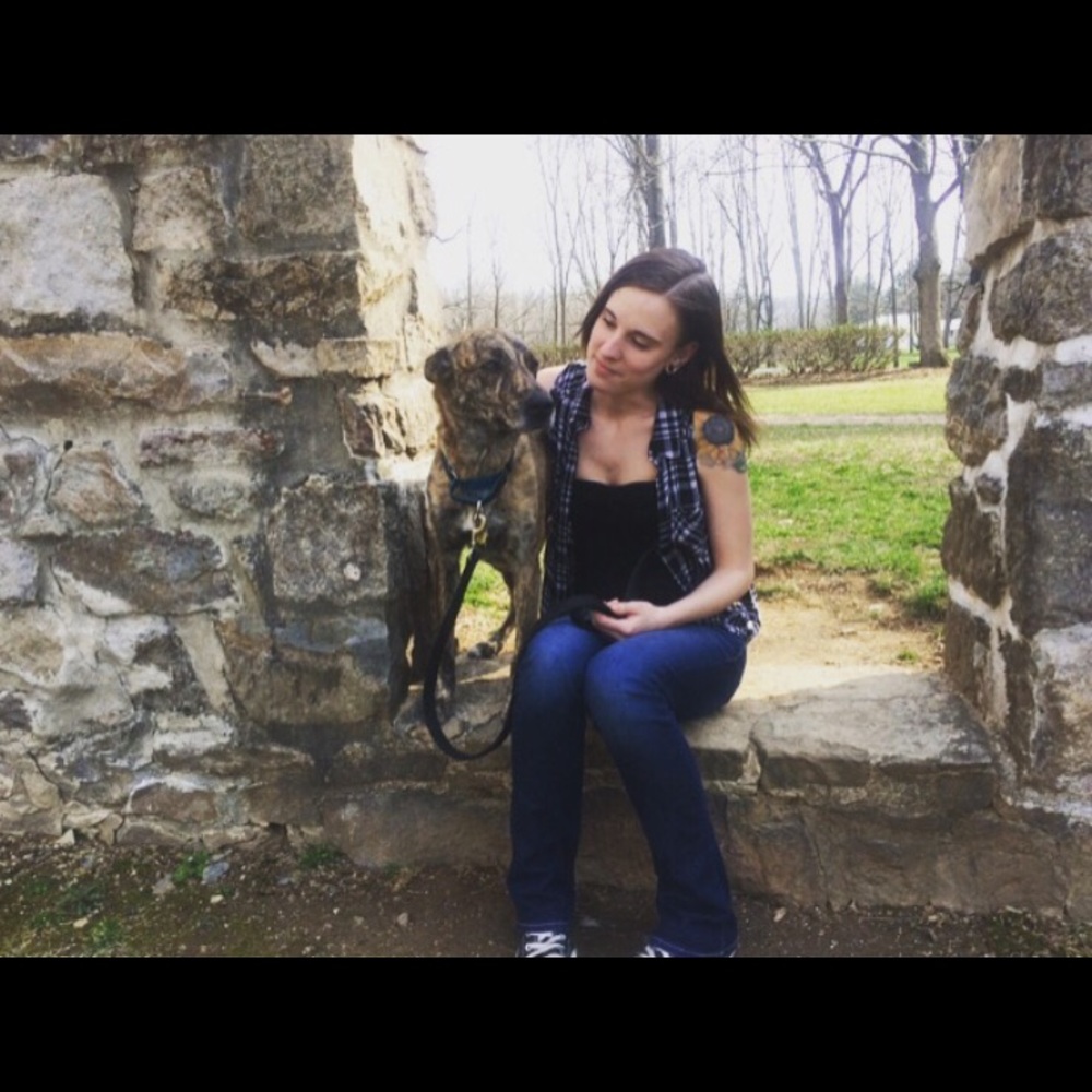 Meet your Posher, Leigh